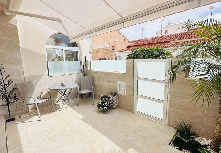 Byhus i Torrevieja, Alicante, Torrevieja - € 189.000 | Ref: MCO-97264 - foto 1
