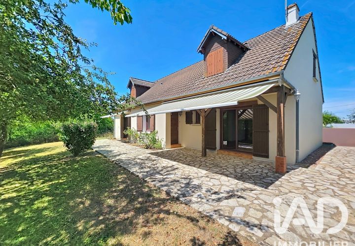 Villa i Gien, Loiret, Gien - € 189 000 | Ref: 18093 - foto 1