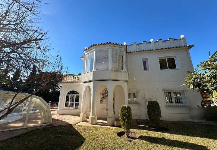 Villa i Marbesa, Malaga, Marbesa - € 1.800.000 | Ref: R5304679 - foto 1