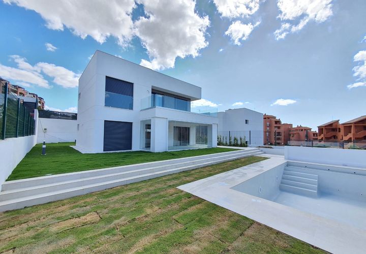 Villa i Manilva, Malaga, Manilva - € 780.000 | Ref: HFMn5255476 - foto 1