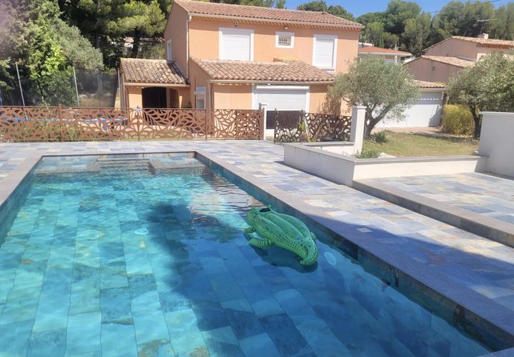 Villa i Marignane, Bouches-du-Rhone, Marignane - € 700.000 | Ref: 86600729 - foto 1