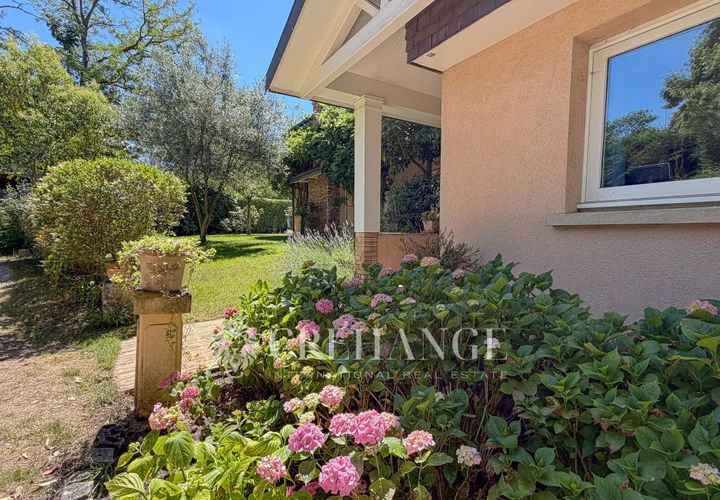 Villa en Le Vésinet, Yvelines, Le Vésinet - € 1.890.000 | Ref: 86635552 - photo 1