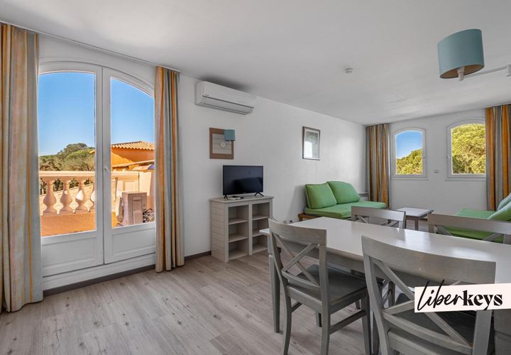 Lejlighed i Saint-Raphaël, Var, Saint-Raphaël - € 193.000 | Ref: DOM27622 - foto 1