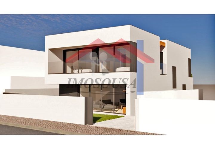 Terra a Tougues, Porto, Tougues - € 100.000 | Ref: 674 - foto 1