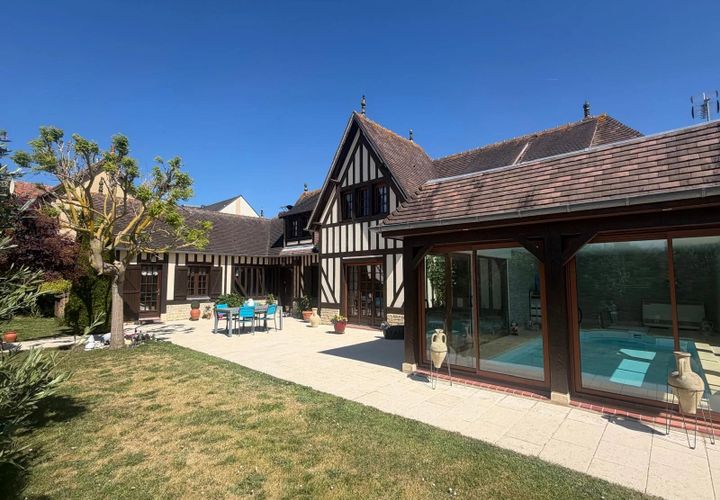 Villa a Houlgate, Calvados, Houlgate - € 1.365.000 | Ref: 86718256 - foto 1