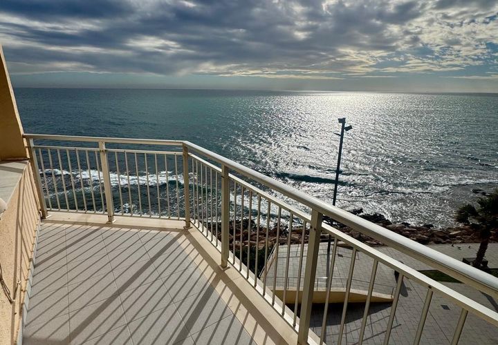 Lejlighed i Torrevieja, Alicante, Torrevieja - € 360.000 | Ref: A11257/6084 - foto 1