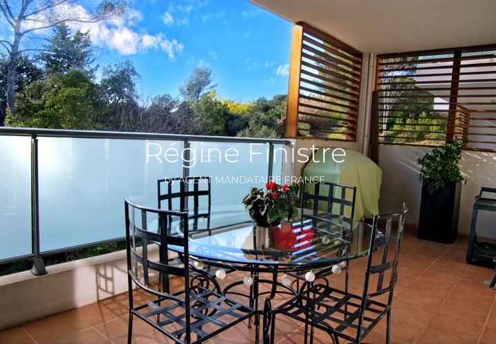 Lejlighed i Saint-Raphaël, Var, Saint-Raphaël - € 419.000 | Ref: 12205 - foto 1