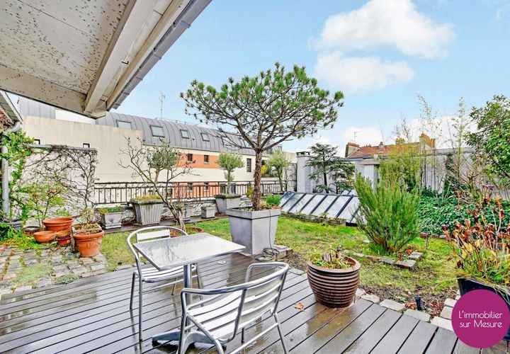 Penthouse i Montreuil, Seine-Saint-Denis, Montreuil - € 950.000 | Ref: EFWR-0KR-SBX - foto 1
