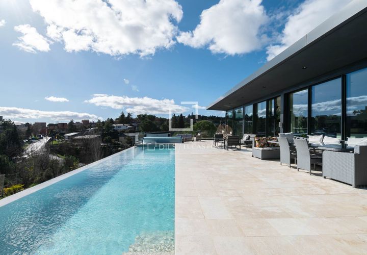 Villa in Torrelodones, Madrid, Torrelodones - € 1.600.000 | Ref: MAD65955 - foto 1