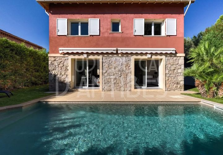 Villa i Antibes, Alpes-Maritimes, Antibes - € 1.590.000 | Ref: 85293183 - foto 1