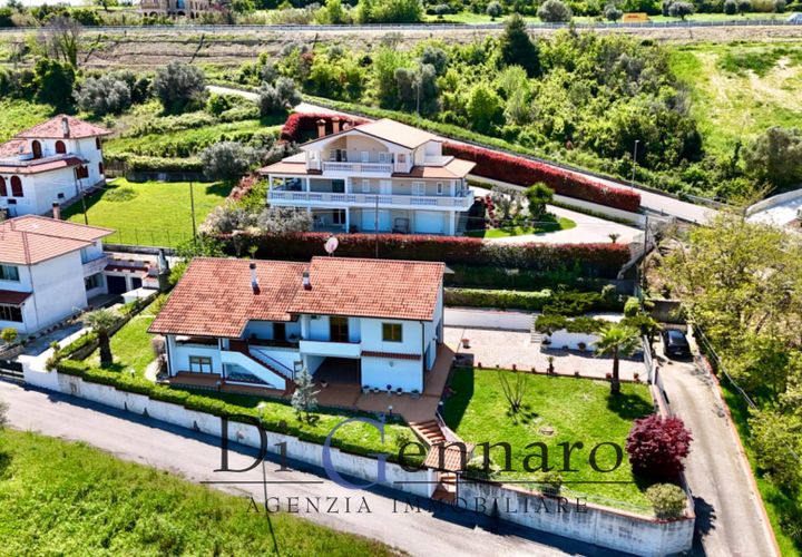 Villa a Tortoreto, Teramo, Tortoreto - € 490.000 | Ref: s01 - foto 1