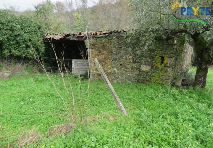 Helårsgrund i Serta, Castelo Branco, Serta - € 19.000 | Ref: VF329 - foto 1