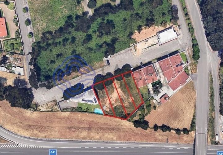 Helårsgrund i Espinho, Aveiro, Espinho - € 59.500 | Ref: 1121981 - foto 1