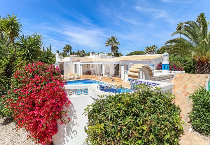 Villa i Lagoa, Faro, Lagoa - € 849.000 | Ref: 4811 - foto 1