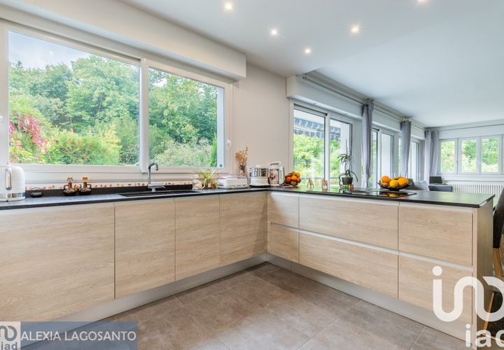 Villa a Yerres, Essonne, Yerres - € 479.000 | Ref: 65301 - foto 1