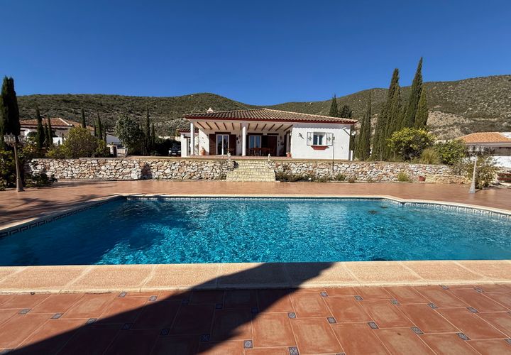 Villa i Arboleas, Almeria, Arboleas - € 350.000 | Ref: EAF-03789542 - foto 1