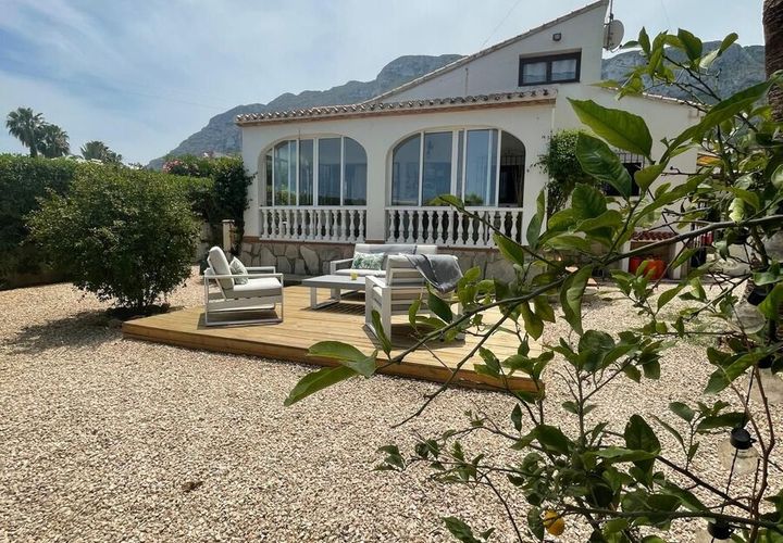 Villa a Denia, Alicante, Denia - € 450.000 | Ref: 5-51-15905 - foto 1