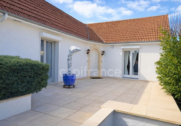 Villa i Nevers, Nievre, Nevers - € 345.000 | Ref: 340938240178 - foto 1