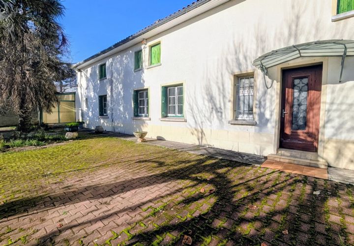 Landsbyhus i Salles-d'Angles, Charente, Salles-d'Angles - € 150.000 | Ref: 340934600826 - foto 1