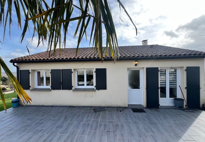 Villa i Beaumont, Vienne, Beaumont - € 199.000 | Ref: 340932154037 - foto 1