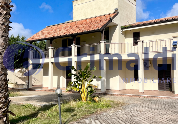 Villa a Lizzanello, Lecce, Lizzanello - € 790.000 | Ref: 790CASESPARSE - foto 1