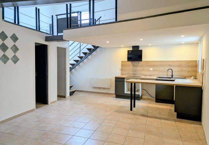 Dúplex a Manosque, Alpes-de-Haute-Provence, Manosque - € 690/mes | Ref: 488 - foto 1