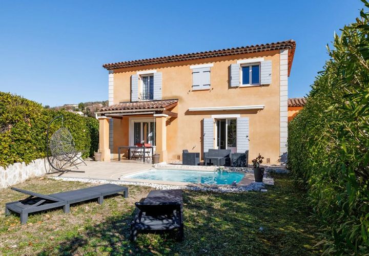 Villa i Le Rouret, Alpes-Maritimes, Le Rouret - € 675.000 | Ref: 12030400780 - foto 1