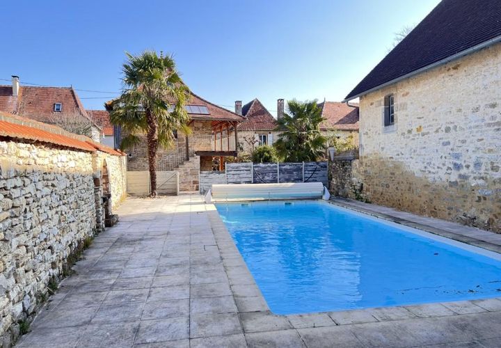 Villa a Figeac, Lot, Figeac - € 425.000 | Ref: 7C133FD401C24877 - foto 1