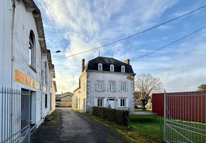 Villa Civray, Vienne, Civray - € 214.500 | Ref: 743E27CAD0E64022 - photo 1
