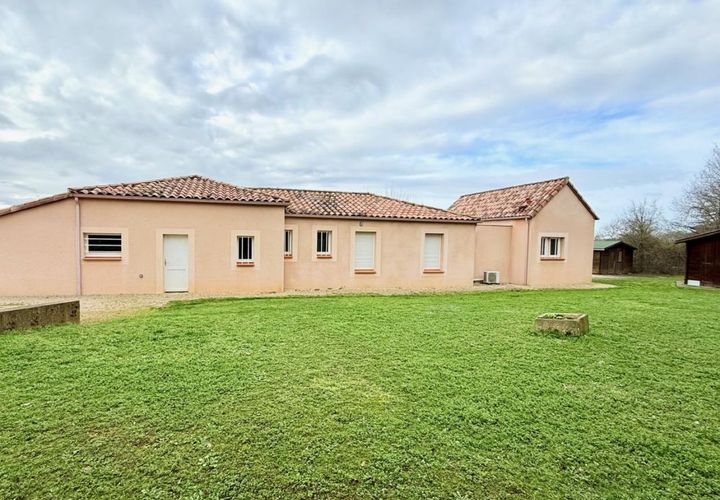 Villa in Cahors, Lot, Cahors - € 299,000 | Ref: 24F96411F14D48E6 - photo 1
