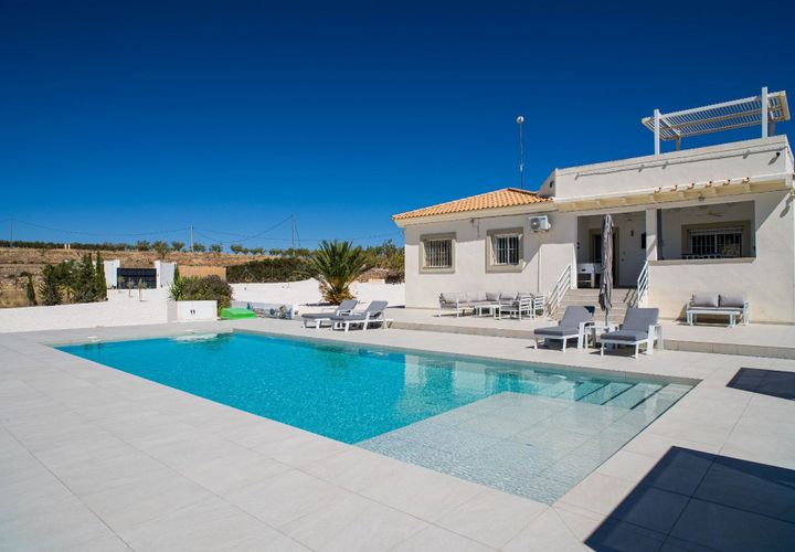 Villa a Pinoso, Alicante, Pinoso - € 349.995 | Ref: ANN-R142 - foto 1