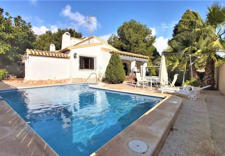 Villa a Punta Prima, Alicante, Punta Prima - € 799.995 | Ref: 76-R4979731/69684 - foto 1