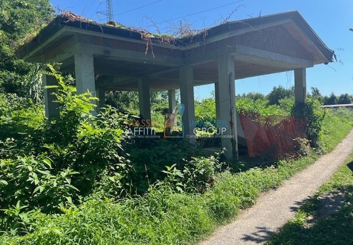 Villa a Massa, Massa and Carrara, Massa - € 110.000 | Ref: 3493 - foto 1