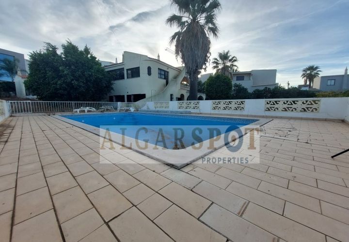 Villa i Almancil, Faro, Almancil - € 1.395.000 | Ref: HAB-LOAL-02 - foto 1
