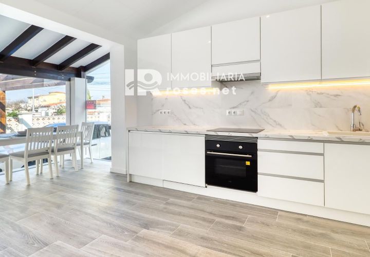 Villa i Empuriabrava, Gerona, Empuriabrava - € 339.000 | Ref: 3695 - foto 1
