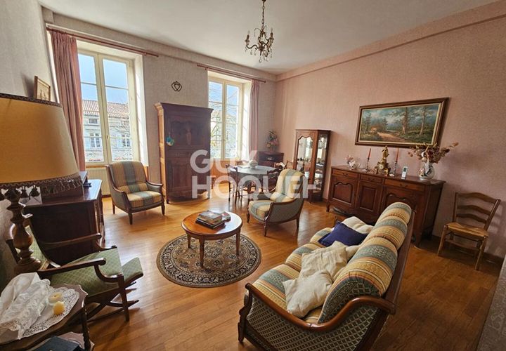 Landsbyhus i Fontenay-le-Comte, Vendee, Fontenay-le-Comte - € 123.100 | Ref: 6733 - foto 1