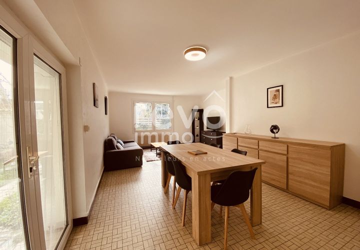 Villa a Angers, Maine-et-Loire, Angers - € 1.335/mes | Ref: 4901350120 - foto 1