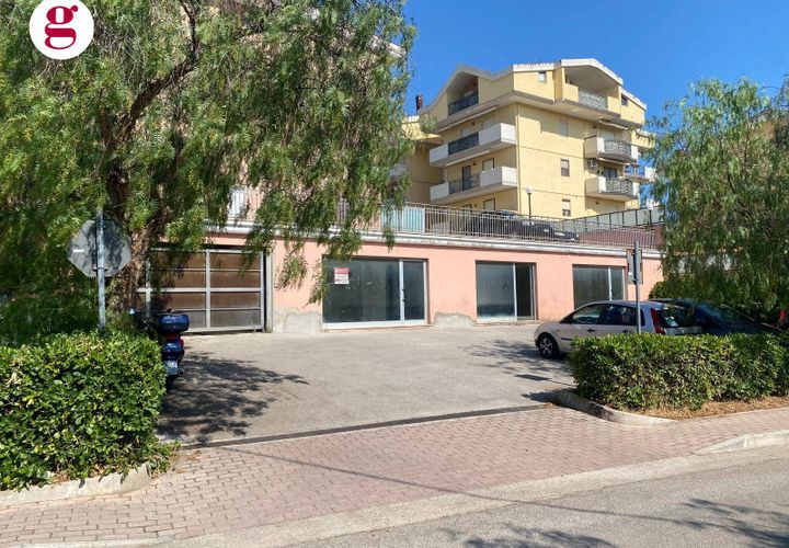 Erhvervsejendom i Vasto, Chieti, Vasto - € 89.000 | Ref: IM202546 - foto 1