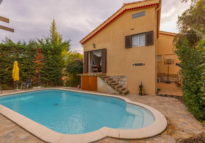 Villa i Roquebrune-Cap-Martin, Alpes-Maritimes, Roquebrune-Cap-Martin - € 2.100.000 | Ref: X52328 - foto 1