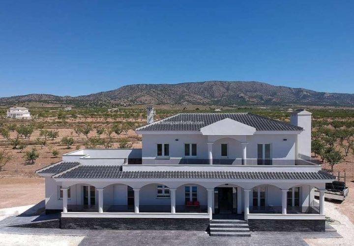 Villa a Pinoso, Alicante, Pinoso - € 547.000 | Ref: 74706 - foto 1