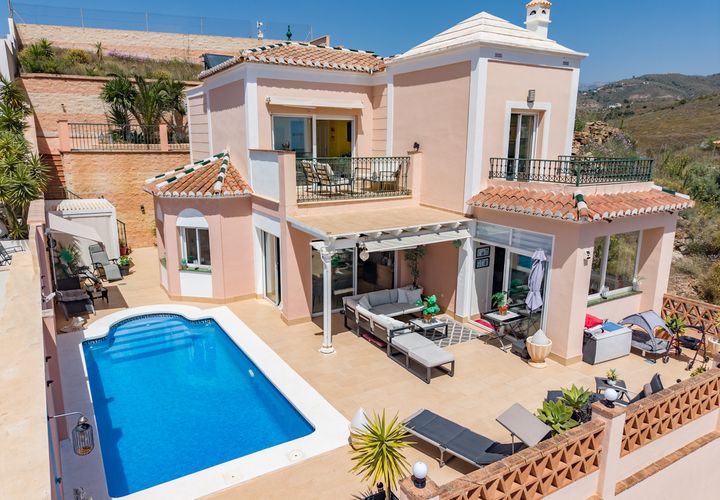 Villa i Torrox, Malaga, Torrox - € 795.000 | Ref: DG2045 - foto 1