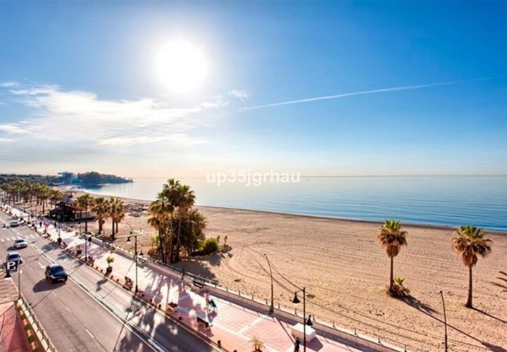 Leilighet i Estepona, Malaga, Estepona - € 399 900 | Ref: R5307952 - foto 1