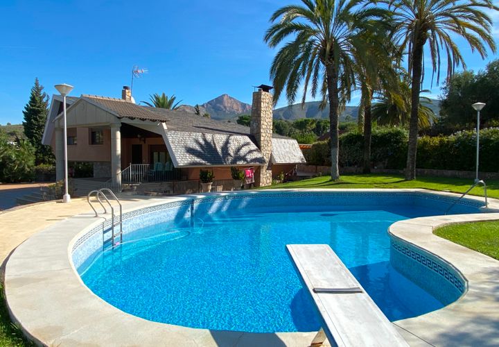 Villa em Petrer, Alicante, Petrer - € 499.995 | Ref: 18172 - foto 1