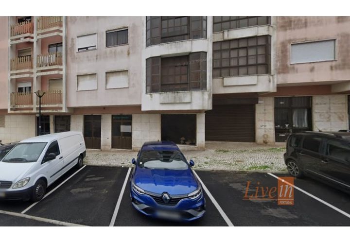 Erhvervsejendom i Cacem, Lisbon, Cacem - € 165.000 | Ref: 1005AB - foto 1