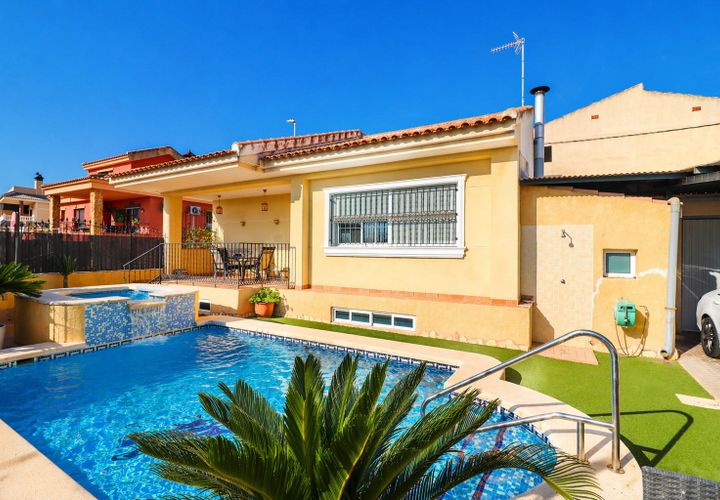 Villa a Almoradi, Alicante, Almoradi - € 299.950 | Ref: CLDVI-69768 - foto 1