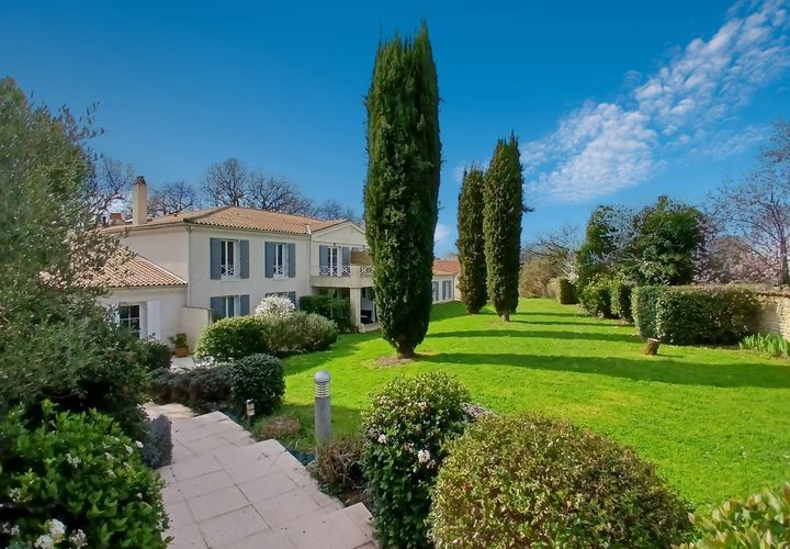 Villa i Cognac, Charente, Cognac - € 1.400.000 | Ref: BVI84006 - foto 1