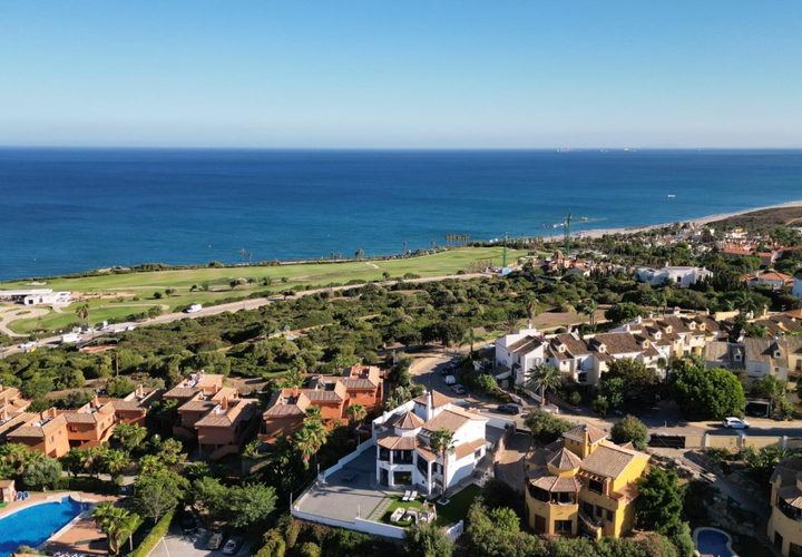 Villa i Sotogrande, Cadiz, Sotogrande - € 760.000 | Ref: BLXR-1267 - foto 1