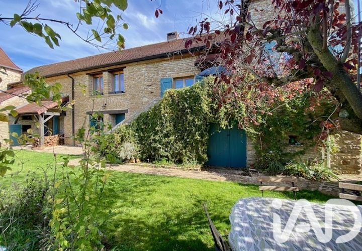 Landejendom i La Vineuse, Saone-et-Loire, La Vineuse - € 435.000 | Ref: 87837 - foto 1