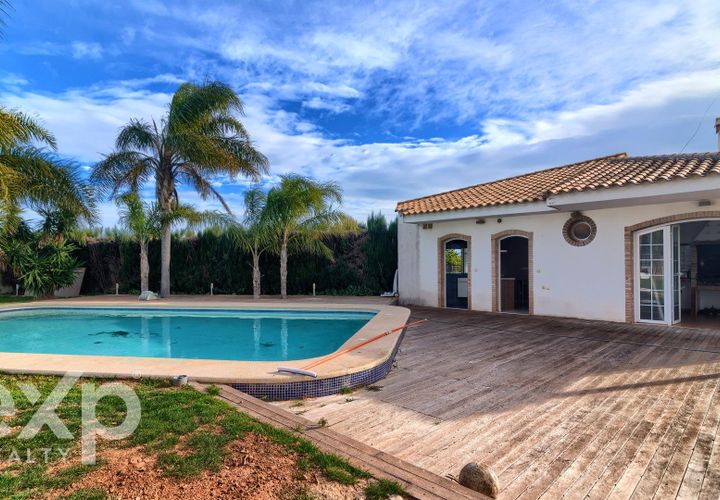Villa i Betera, Valencia, Betera - € 800 000 | Ref: EXP12803/8930 - foto 1