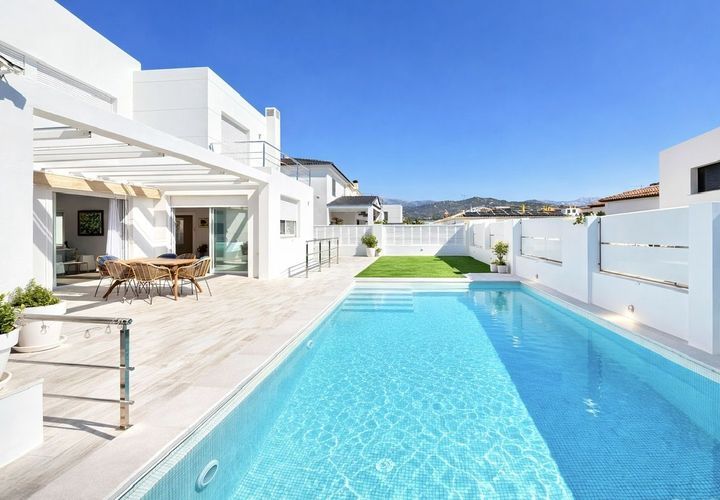 Villa i Torre Del Mar, Malaga, Torre Del Mar - € 1.250.000 | Ref: MLH953 - foto 1